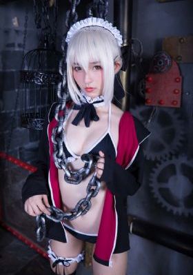 女子监狱大屠杀